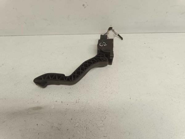 PEDALE GAZ CITROEN C2 2003-2009/ C3 2002-2013/ C4 2004-2011/ PEUGEOT 207 2006-2013/ 1007 2005-2009 - Vue 2